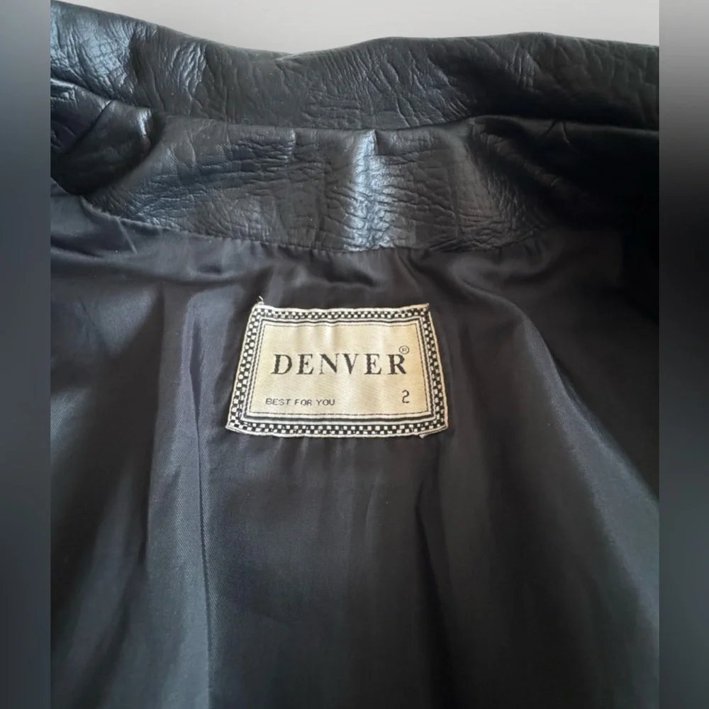DENVER Corp. Vintage Faux Leather Double-breasted Trench Coat - Picture 7 of 10